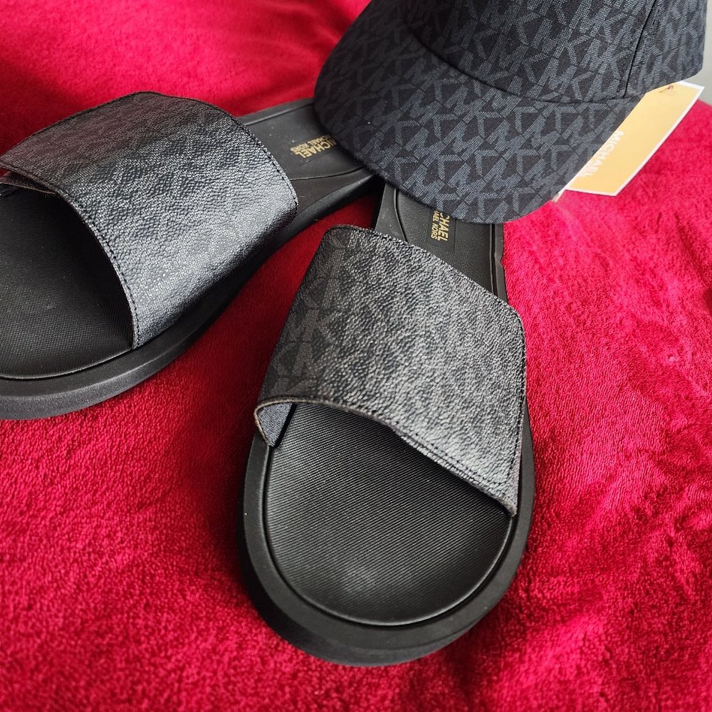 Slide into Summer with these fab Michael Kors Slides!